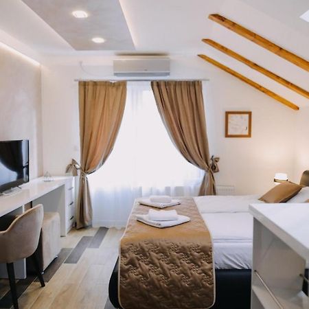 Prima Lux Apartments & Studio Nisz Zewnętrze zdjęcie