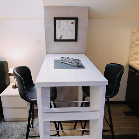 Prima Lux Apartments & Studio Nisz Zewnętrze zdjęcie