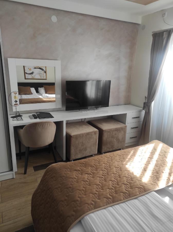 Prima Lux Apartments & Studio Nisz Zewnętrze zdjęcie