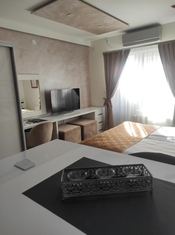 Prima Lux Apartments & Studio Nisz Zewnętrze zdjęcie