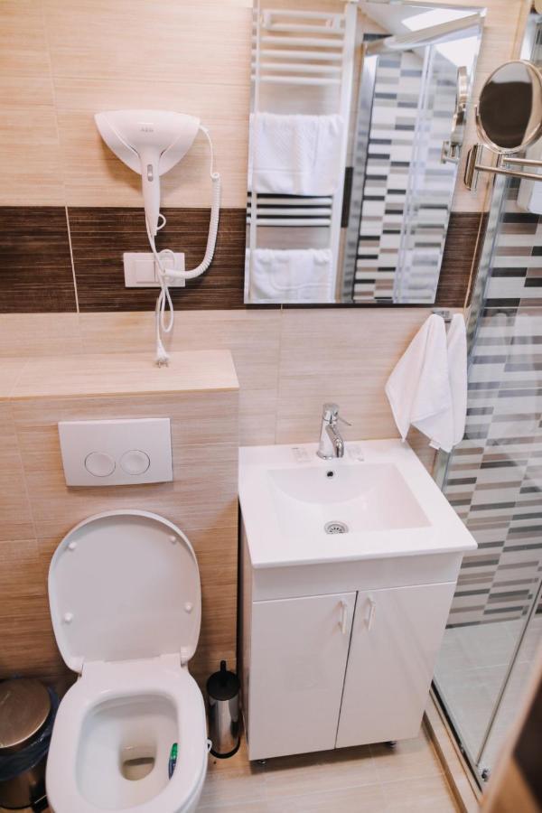 Prima Lux Apartments & Studio Nisz Zewnętrze zdjęcie