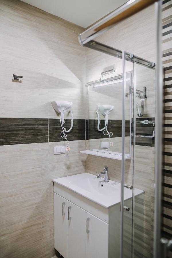 Prima Lux Apartments & Studio Nisz Zewnętrze zdjęcie