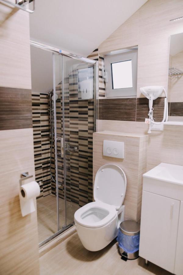 Prima Lux Apartments & Studio Nisz Zewnętrze zdjęcie